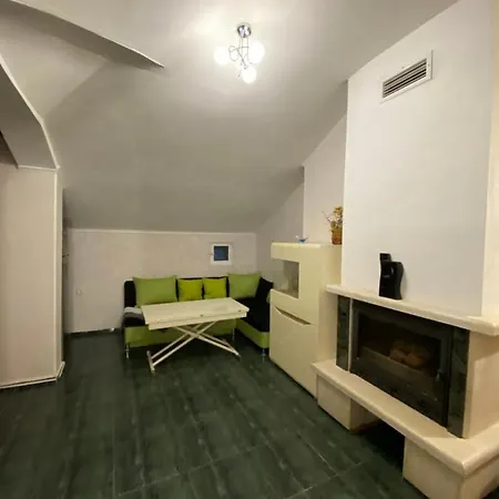 Lucy Apartament *