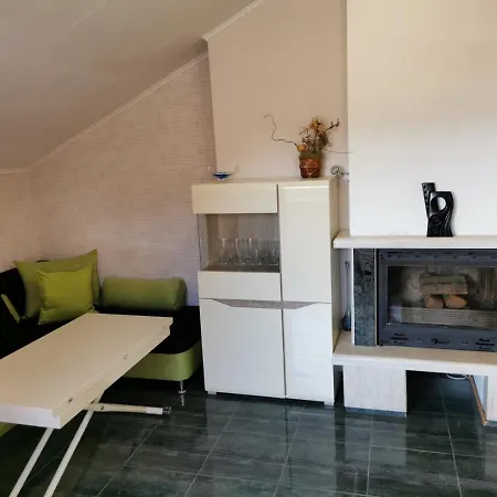 Lucy Apartament * Burgas Stad