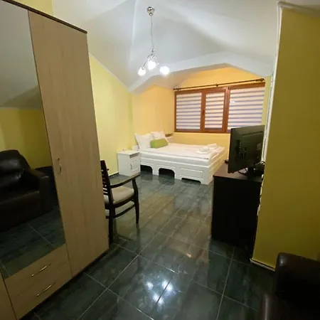 Appartement Lucy Apartament *