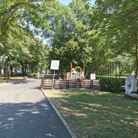Lucy Apartament